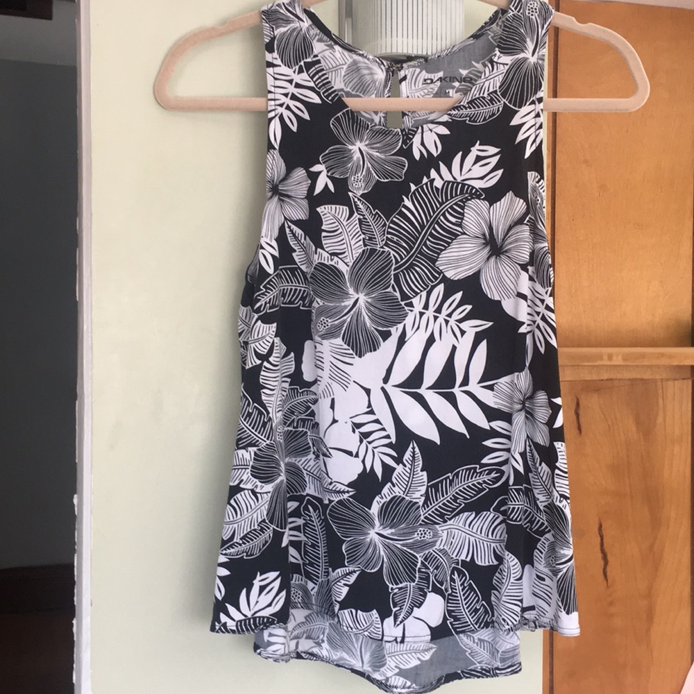 Cute Hawaiian print tank